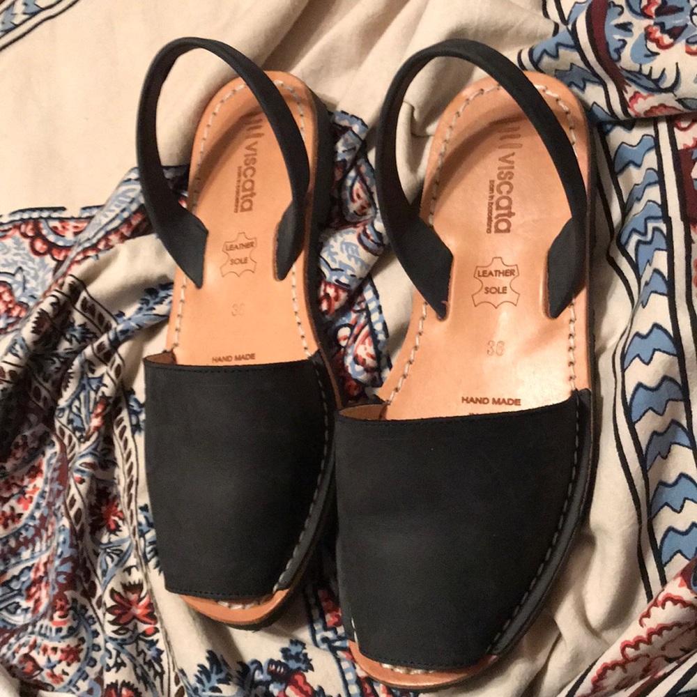 PONS sandals